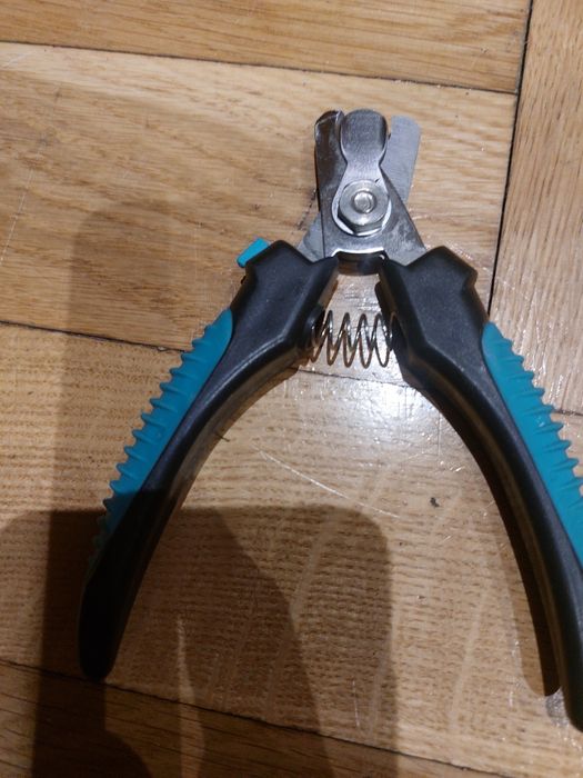 Obcinacz  do paznokci psa lub kota