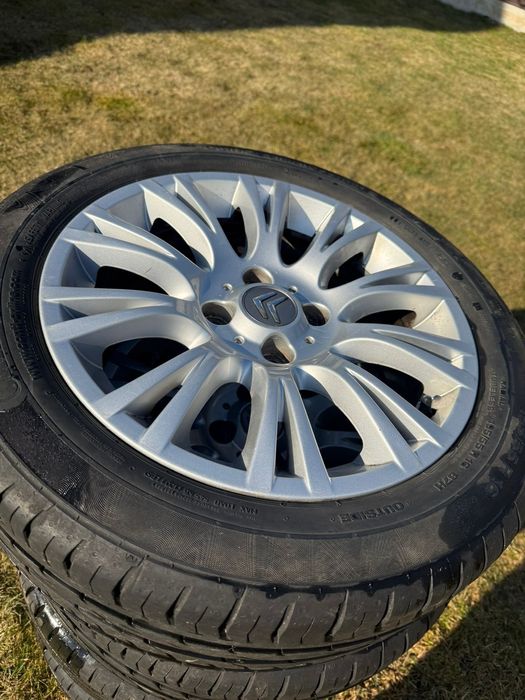 Литі диски R16 з літніми шинами "Citroen"