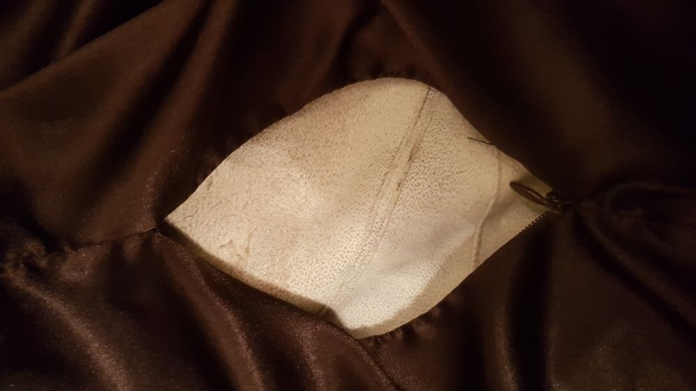 Норковая шуба коричневого цвета