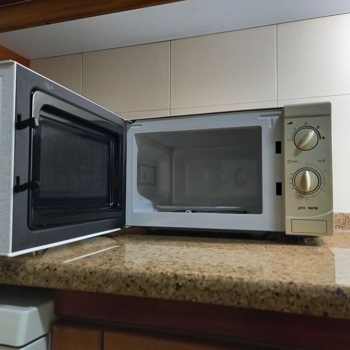 Microondas FAGOR em bom estado