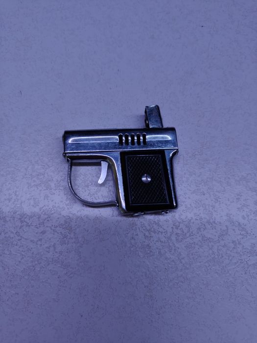 Zapalniczka retro pistolet na benzynę