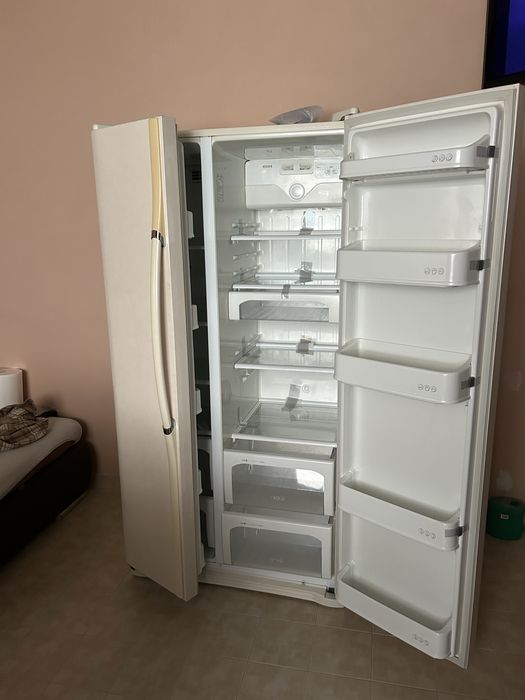 Холодильник LG side-by-side