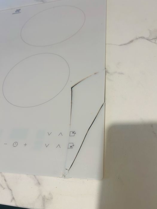 Sprzedam pękniętą płyte indukcyjną Electrolux
