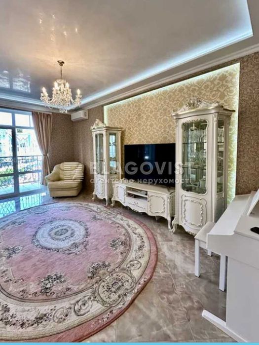 Продаж 4х кімн студія 120м2 ЖК Подол Град вул Дегтярна, 19 Воздвиженка Андріївський узвіз