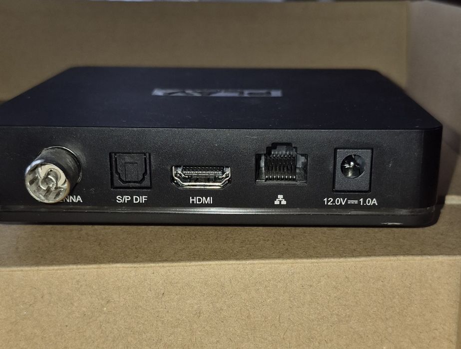 Android Tv box SDMC DVB . Rezerwacja