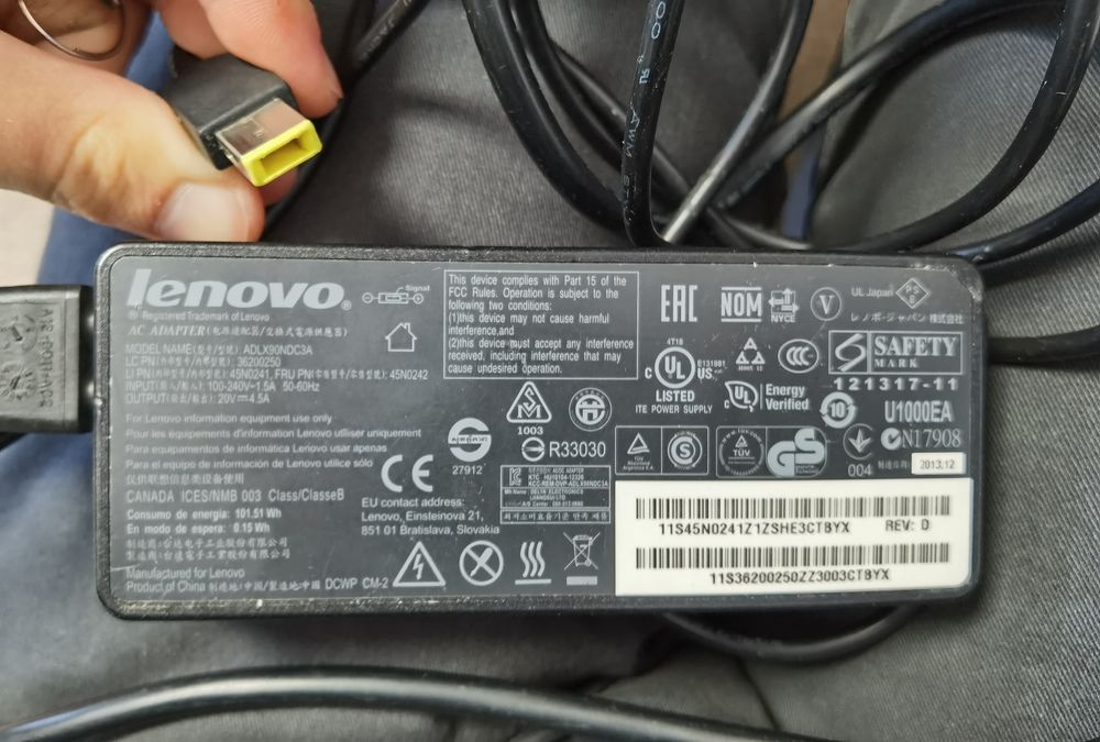 Zasilacz ładowarka orginalna Lenovo laptop