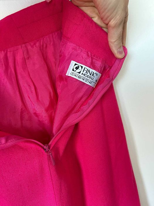 Rożowa spódnica ołówkowa Fink Modell 40
