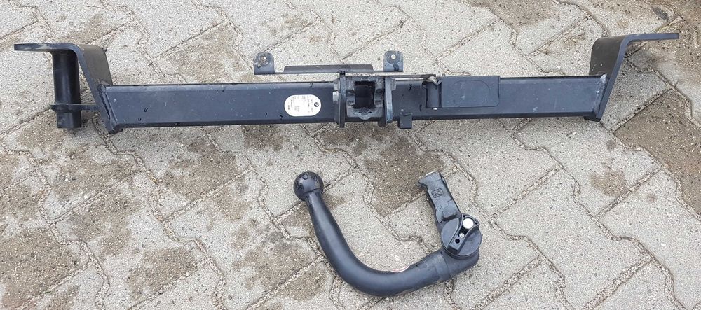 Oryginalny hak holowniczy bmw X1 F48 możliwa wysyłka tanio