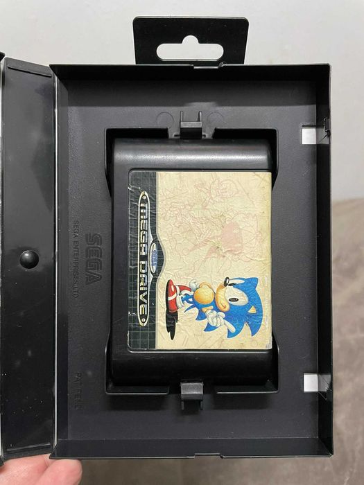 Sega Mega Drive: Sonic The Hedgehog