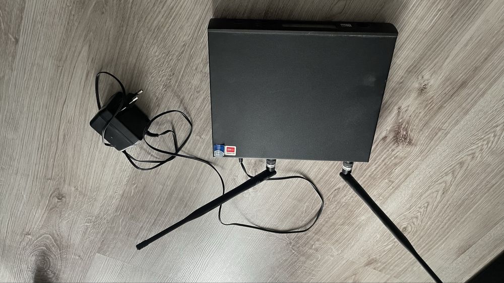 Bezprzewodowy mikrofon ilive uhf true diversity wireless receiver