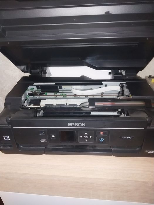 Продам принтер Epson XP-342