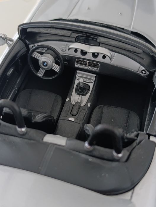 Автомодели БМВ 1:18