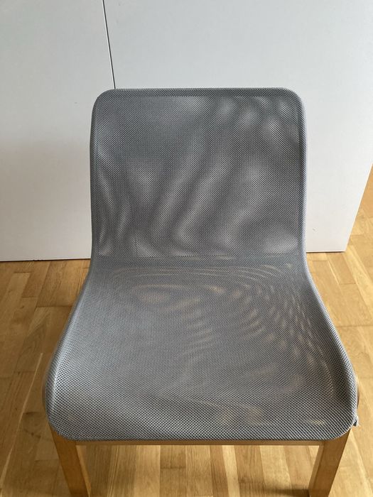 Cadeira IKEA cinza