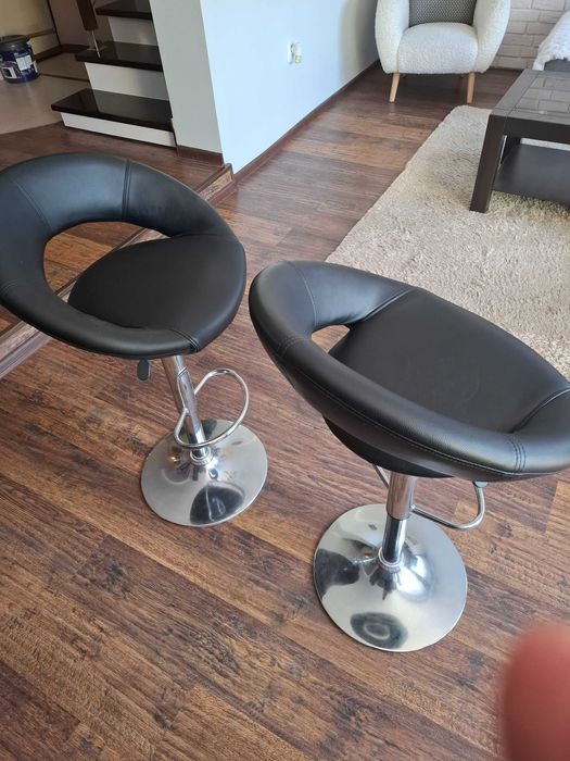 Sprzedam krzesła barowe