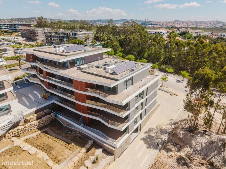 Penthouse T4 com Piscina e Terraço de 318 m2 | Native Orion, Belas