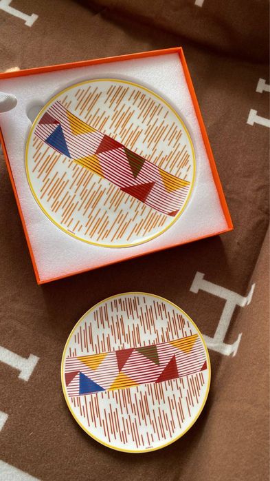 Набір тарілок Hermes порцелян