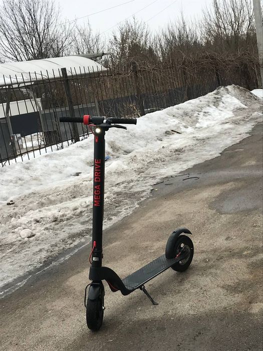 СРОЧНО!Продам самокат Megadrive X8F10G  у гарному стані