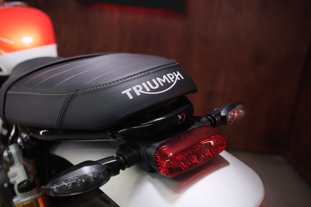 Triumph Speed Twin 1200 із Японії