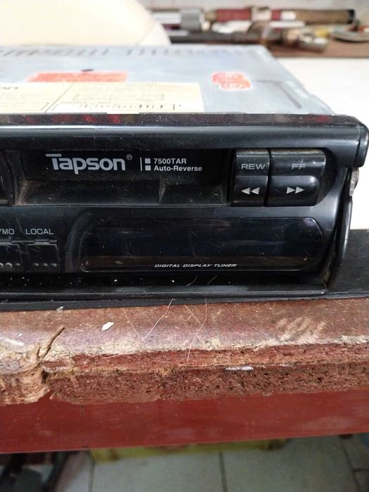 Rádio para automóvel, Tapson, com leitor de cassetes