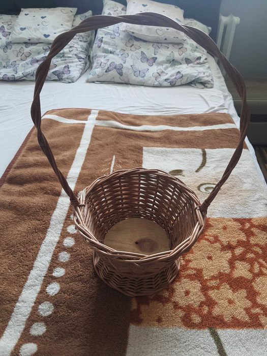 Kosz Wiklinowy na Prezent lub na Kwiatka