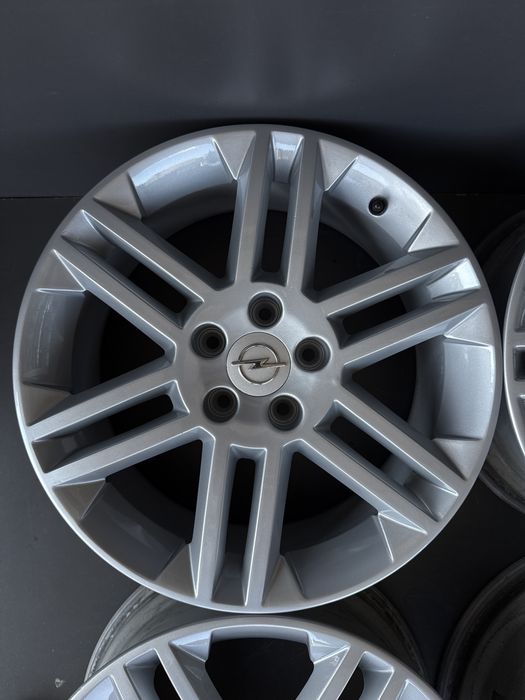 Felgi aluminiowe 17 cali 7J et 41 5x110 Opel Vectra C Jeep