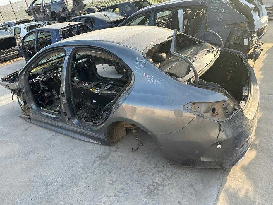 Бампер передний фары с разборки Mercedes C W206 запчасти б/у со шрота