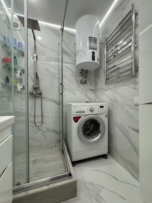 Снимите двухкомнатную квартиру на улице Василя Макухи, район Образцова