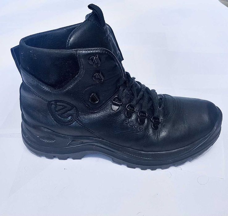 Продам кожаные ботинки ECCO Remote, 41р.