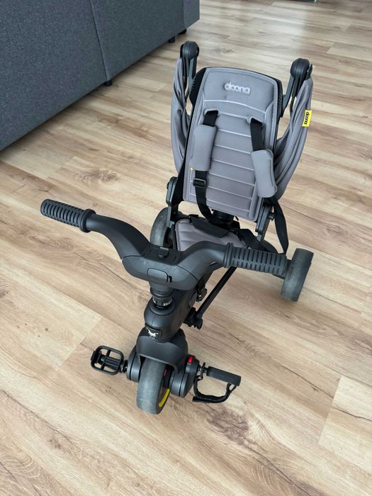 Triciclo Evolutivo Dobrável Doona Liki Trike (Como Novo)
