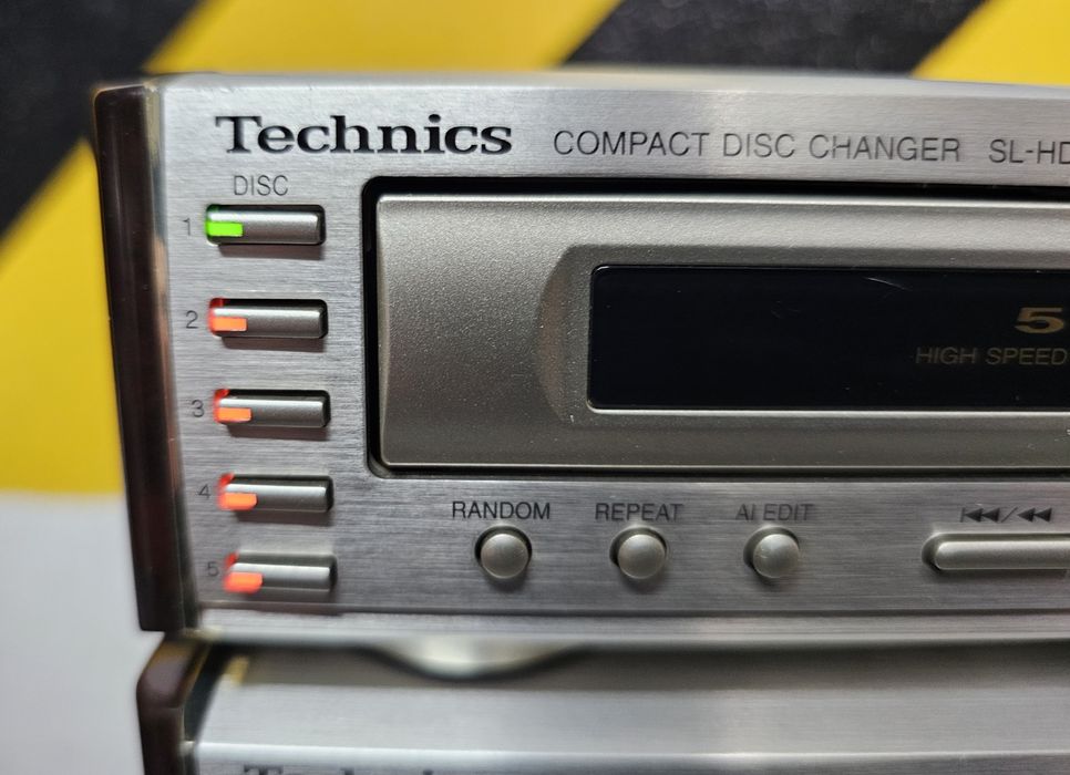 Technics Compact Disc Player SL-HD70. wysyłka kurierska 15 zł