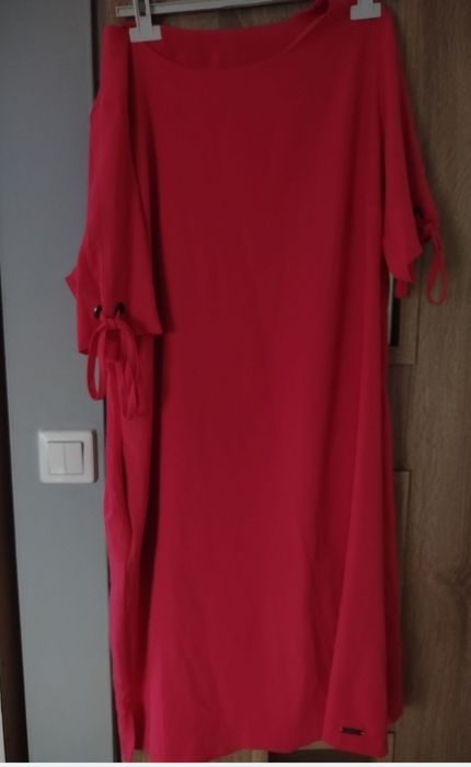 Czerwona sukienka 46