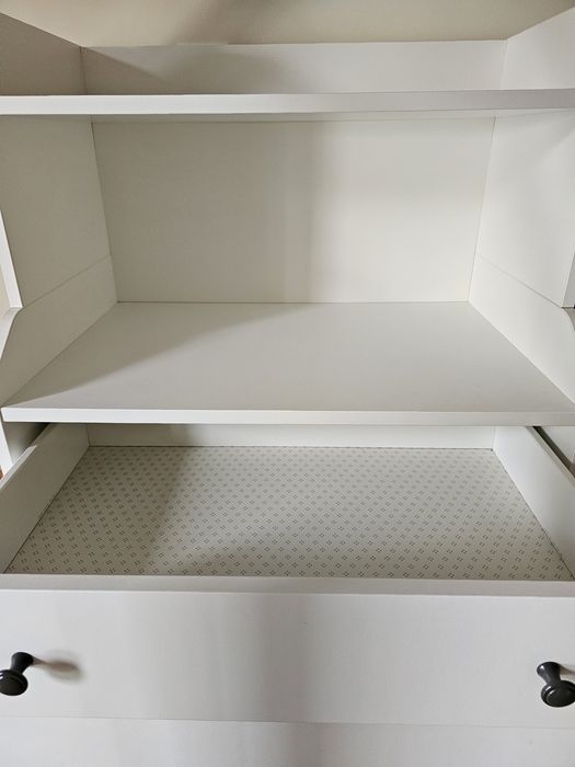 Cómoda Hauga (IKEA) 3 gavetas c/prateleira, branco, 70x116 cm