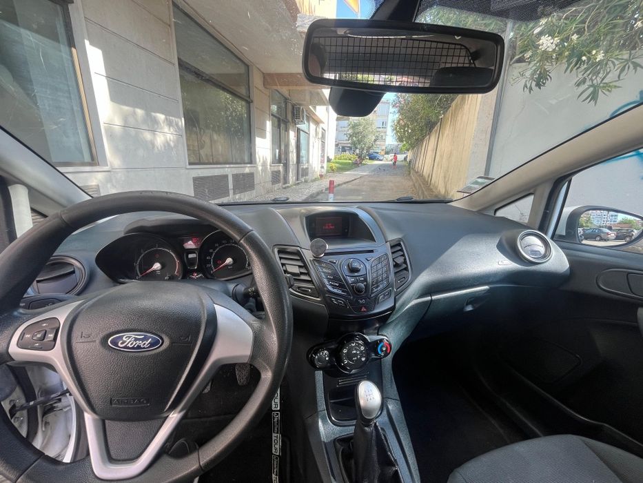 Ford Fiesta Van 1.4 TDCi Comercial – Económico e Fiável