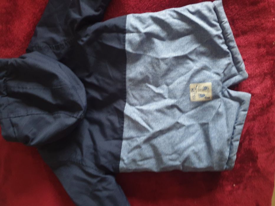 Новая куртка на мальчика 5-8 лет