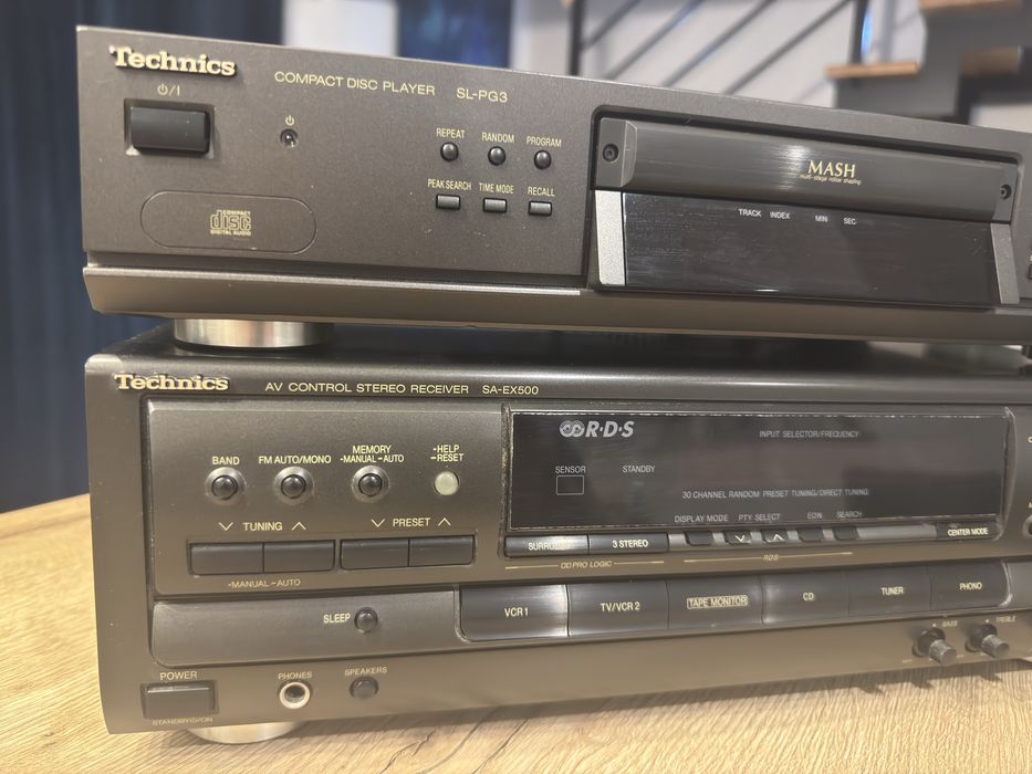 Amplituner i CD technics