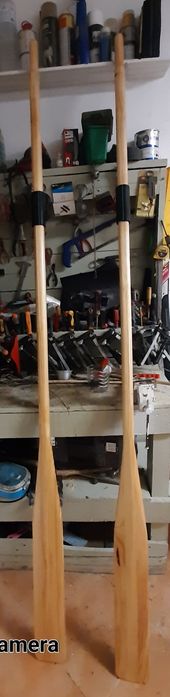 Remos de madeira novos
