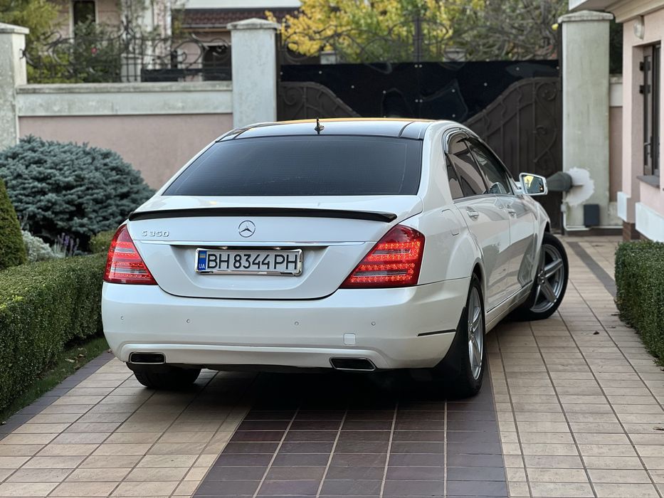 Mercedes-Benz S350 w221