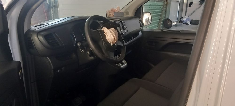 Peugeot E-Expert 2023