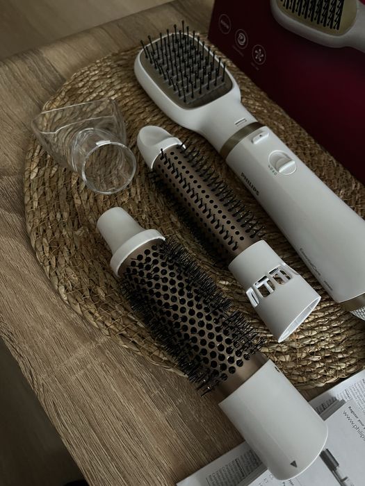 Фен PHILIPS Essential HP8663