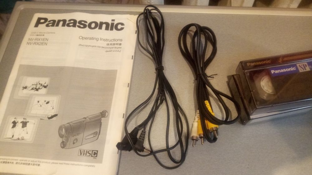 Видеокамера VHS-C Panasonic NV-RX1