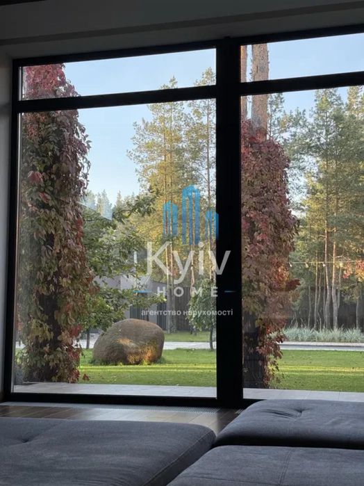 Hi-Tech будинок з ремонтом/ 220 м2/ 25 сот/ Басейн/ Ліс/ Віта-Поштова