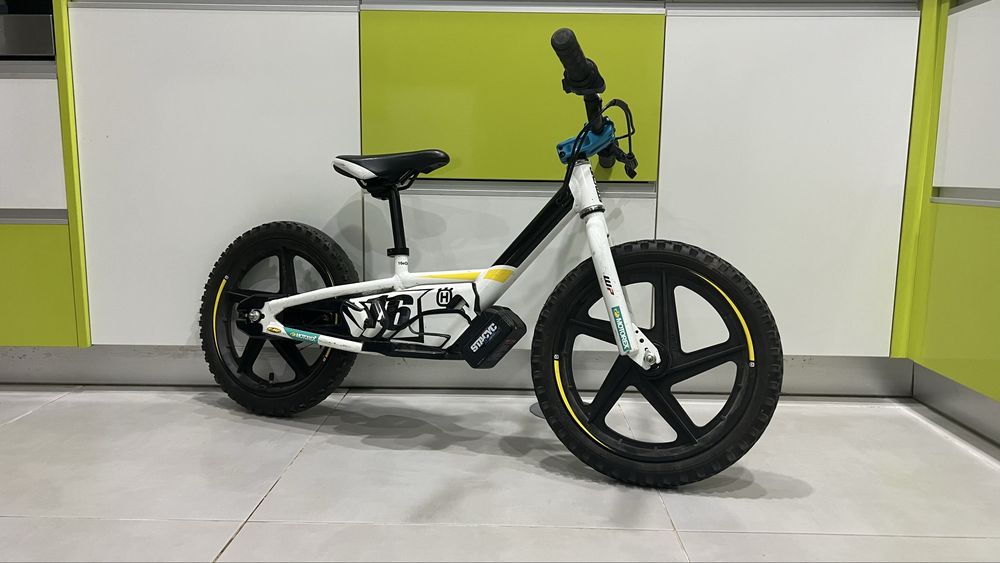 Bicicleta eletrica husqvarna  roda 16