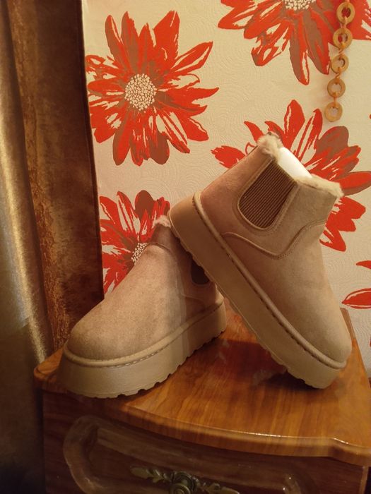 Угі І Розпродаж  Нові