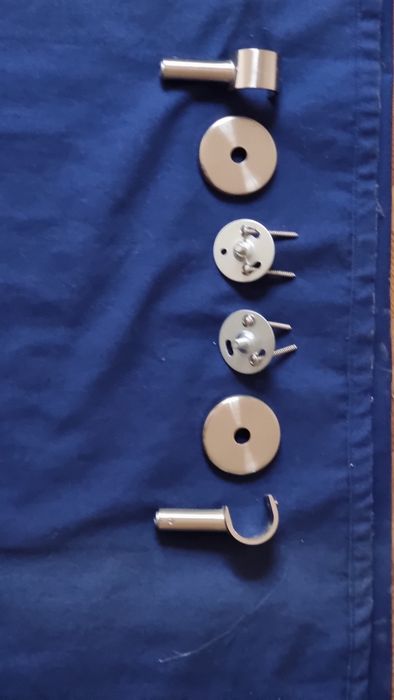 Varão para cortinados cromado
