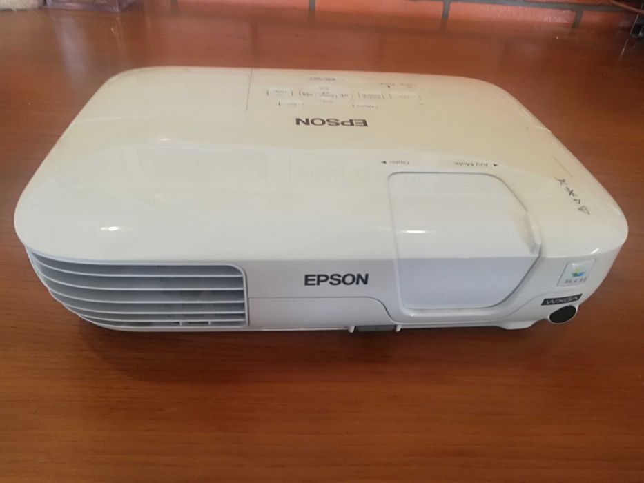Projector de Vídeo EPSON EB-W7