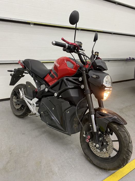 Электроскутер , мотоцикл , мопед , электро