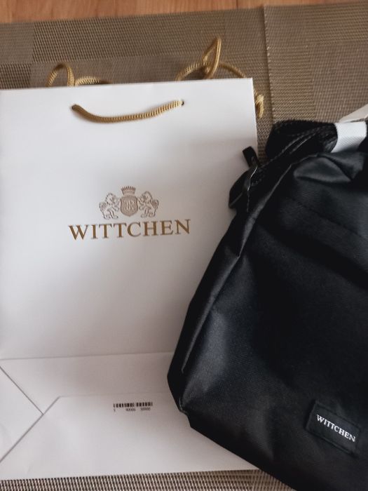Listonoszka Wittchen z torebka prezentowa Wittchen