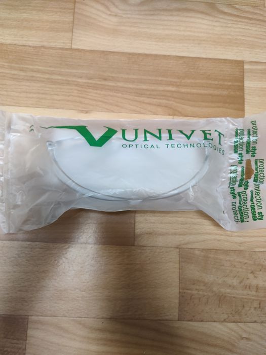 Защитные очки новые