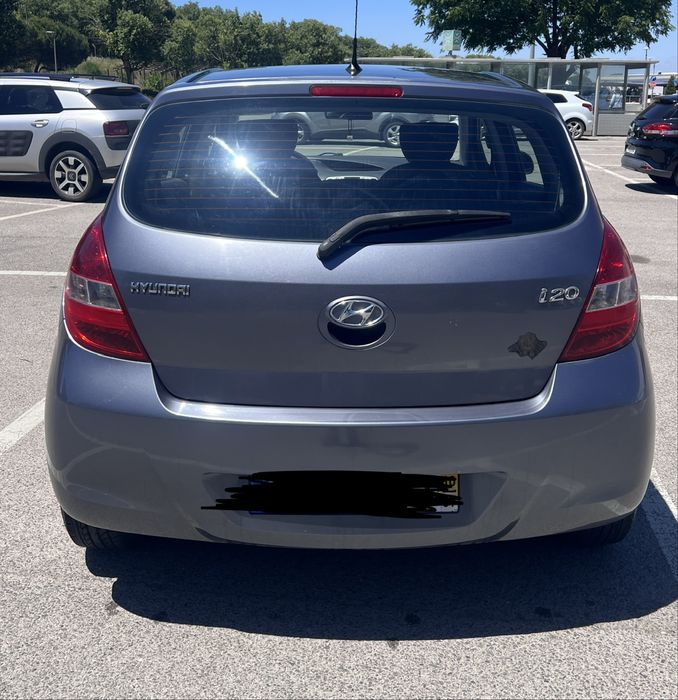 A nice hyundai i20