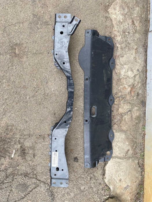 панель замка капота Хонда Цивик 2018г